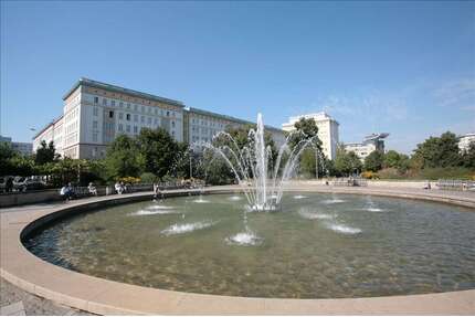 Wohnung zum Mieten in Magdeburg 413,61 € 48.66 m²