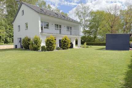 Haus zum Kaufen in Bayreuth Meyernberg 650.000,00 € 250 m² - Bayreuth / Meyernberg