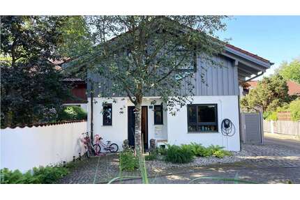 Haus zum Kaufen in Baldham 1.199.000,00 € 132.1 m²