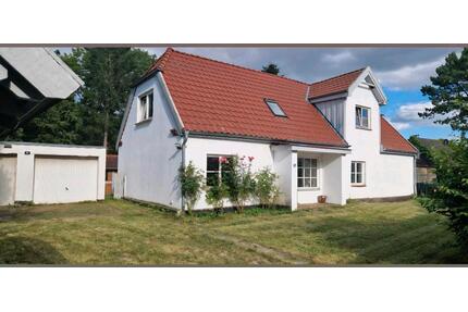 Einfamilienhaus mit Garten und Dachterrasse - Stockelsdorf