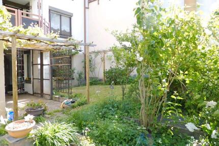 3-Zimmerwohnung, 80qm, Terrasse und Garten, Tiefgaragenstellplatz - Stuttgart Bad Cannstatt
