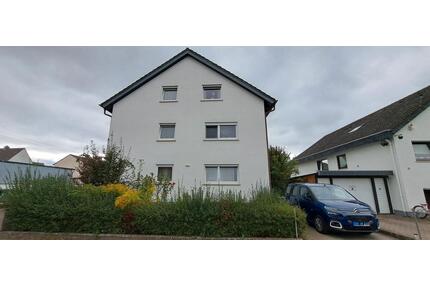 Gepflegte Dachgeschosswohnung mit großem Südbalkon - Ludwigshafen am Rhein Ludwigshafen-Oggersheim