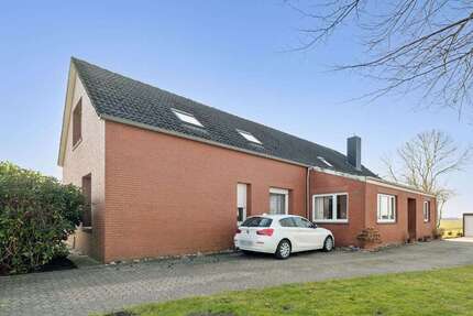 Haus zum Kaufen in Norden 279.000,00 € 268 m²