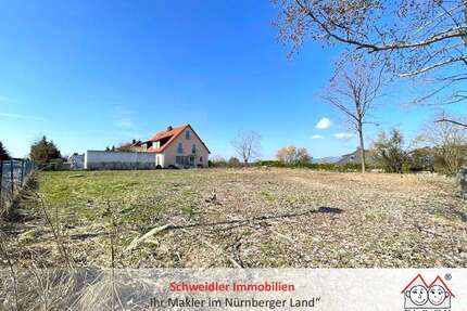 Grundstück zu verkaufen in Eckental-Eckenhaid 401.250,00 € 750 m²