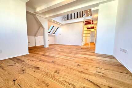 Wohnung zum Kaufen in Heßdorf 329.000,00 € 82.04 m²