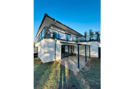 Da kann der Frühling kommen - 1.400,00&nbsp;EUR Kaltmiete, ca.&nbsp; 122,00&nbsp;m&sup2; in Buxtehude (PLZ: 21614)