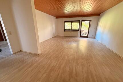 Attraktive 4-Zimmer- Wohnung zu vermieten. - Kaiserslautern Bahnheim