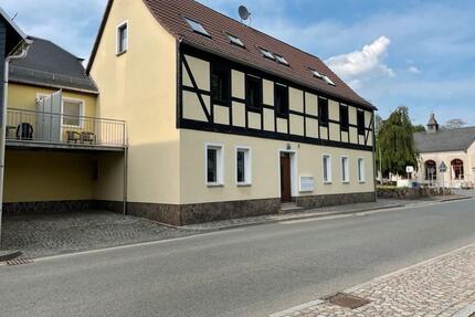 2 Raumwohnung im Ortskern von 08428 Langenbernsdorf zur Miete