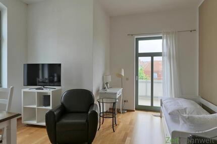 (EF1147_M) Dresden: Blasewitz, möblierte 2-Zimmer-Wohnung mit sonnigem Balkon, Dusche, Wanne und PKW-Stellplatz