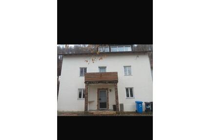 Haus zur Miete in Riedenburg - 1.250,00&nbsp;EUR Kaltmiete, ca.&nbsp; 135,00&nbsp;m&sup2; in Riedenburg (PLZ: 93339)