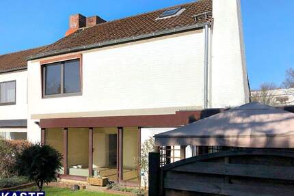 Reihenendhaus mit Kamin, Garten & Garage nahe Mittellandkanal in Hannover-Bothfeld