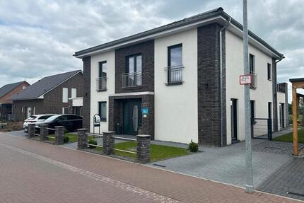 Stadtvilla mit Einliegerw.(Bitte keine Makleranfragen) - Hohenhameln
