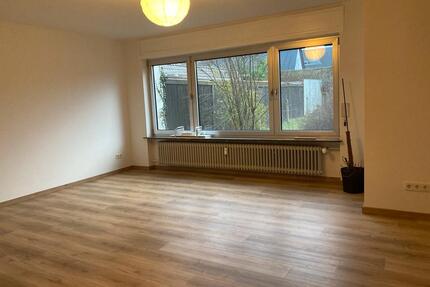 Renovierte Wohnung, 4 ZKB, Terrasse und Garten in Wallerfangen