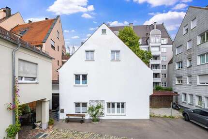 Haus zum Kaufen in Augsburg 545.000,00 € 185 m²