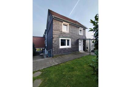 Einfamilienhaus mit 4 Zimmer & kleinem Garten in Vieringhausen - Remscheid Reinshagen