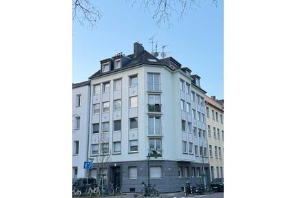 schöne 2-Zimmer-Wohnung mit Balkon in Düsseldorf-Oberbilk