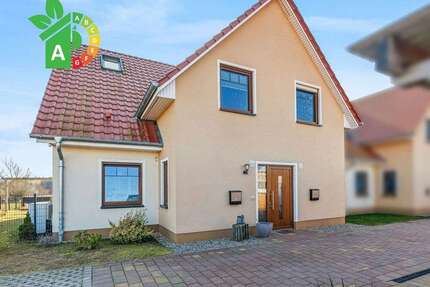 Haus zum Kaufen in Dorf Mecklenburg 364.900,00 € 106 m²