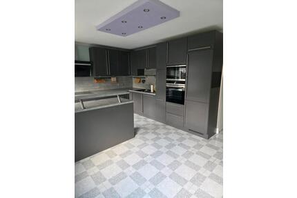 Eigentumswohnung 130 qm leer - 293.000,00&nbsp;EUR Kaufpreis, ca.&nbsp; 130,00&nbsp;m&sup2; in Gelsenkirchen (PLZ: 45899) Gelsenkirchen-West