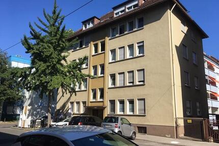 Wo das Leben so spielt - individuelle 2-Zimmer Wohnung im Dachgeschoss - Stuttgart Bad Cannstatt