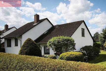 Mit Keller und Ausbaureserve ! - 368.700,00&nbsp;EUR Kaufpreis, ca.&nbsp; 128,60&nbsp;m&sup2;&nbsp;Wohnfl&auml;che in Neustadt (PLZ: 31535)