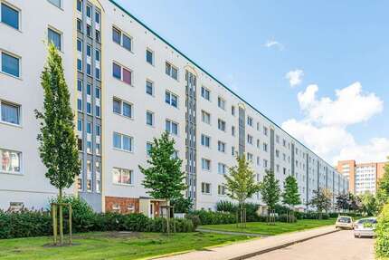 Wohnung zum Mieten in Rostock 379,00 € 44.57 m²