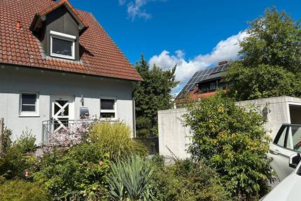 Reihenendhaus in verkehrsberuhigter Lage - Roßtal