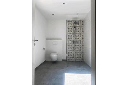 1 ZKB Balkon, EBK, top Lage in Eiterfeld