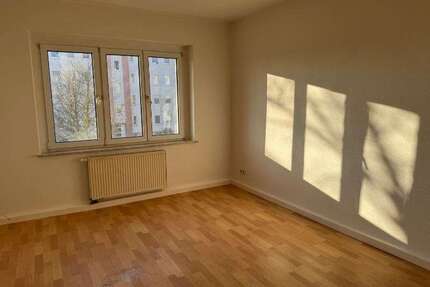 Wohnung zum Mieten in Dessau-Roßlau 362,00 € 37.28 m²