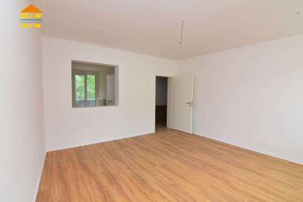 Wohnung zum Mieten in Chemnitz 325,00 € 63.1 m²