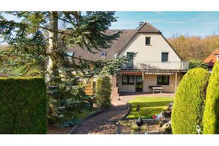 Haus zum Kaufen in Auetal 300.000,00 € 243 m²