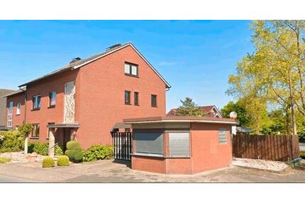 Mehrfamilienhaus in Doppelhausbauweise 
