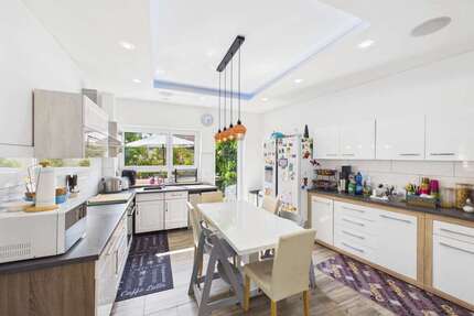 Haus zum Kaufen in Schifferstadt 785.000,00 € 290 m²