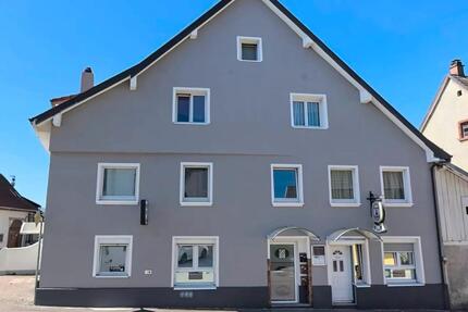 Vermietete 4 Zimmer Wohnung mit stabiler Miete - Grenzach-Wyhlen