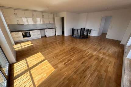 Wohnung zum Mieten in Berlin 1.970,06 € 103.47 m²