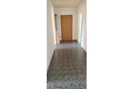 4-Zimmer-Wohnung in Stolzenau - 1.080,00&nbsp;EUR Kaltmiete, ca.&nbsp; 90,00&nbsp;m&sup2; in Stolzenau (PLZ: 31592)