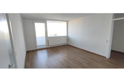 Helle 3-Zimmer-Wohnung mit Loggia & 2 WCs in Dortmund-Hombruch