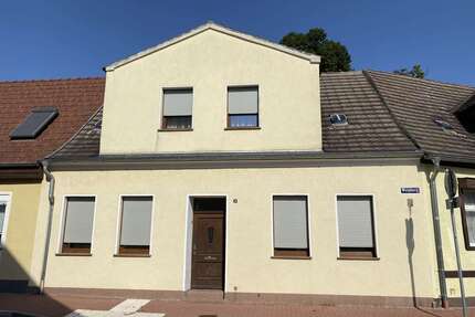 Haus zum Kaufen in Zerbst Anhalt 64.000,00 € 80 m² - Zerbst / Anhalt