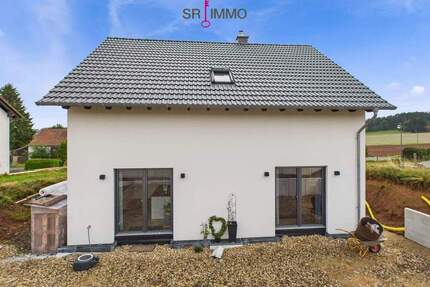 Neuwertiges Massa-Haus im KfW-55-Standard in ruhiger Wohnlage mit großem Grundstück - Kalenborn-Scheuern