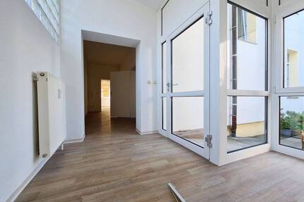 Barrierefrei und großzügig! - 715,00&nbsp;EUR Kaltmiete, ca.&nbsp; 150,00&nbsp;m&sup2;&nbsp;Wohnfl&auml;che in Köthen (Anhalt) (PLZ: 06366)