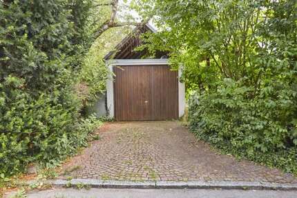 Haus zum Kaufen in Gröbenzell 840.000,00 € 154 m²