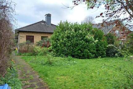 Freistehendes EFH v. 1979 m. Keller, 2015-Heizung! Beste Wohnlage Nähe 