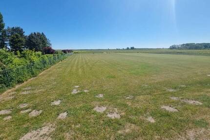Wohnen im Grünen auf Rügen – Baugrundstück in ruhiger Lage auf Ummanz