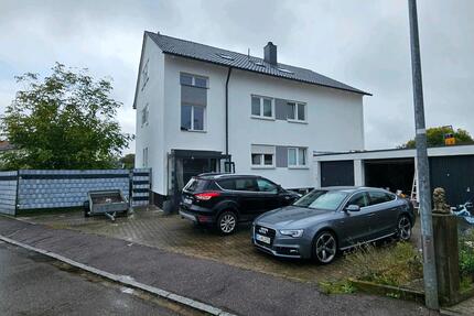 Mehrfamilienhaus mit Bauplatz - 899.999,00&nbsp;EUR Kaufpreis, ca.&nbsp; 280,00&nbsp;m&sup2; in Staig (PLZ: 89195)