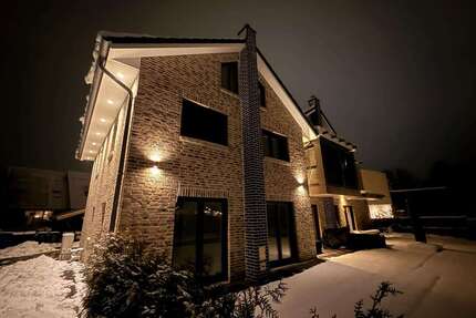 Haus zum Mieten in Elmshorn 1.800,00 € 120 m²