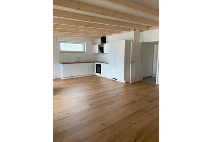 Moderne Wohnung in Massing in zentraler Lage (73 qm)