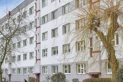 Wohnung zum Kaufen in Neubrandenburg 89.000,00 € 77.5 m²