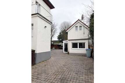 Haus zum Kaufen in Rodgau 690.000,00 € 467 m²