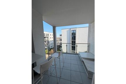 ZwischenmieteHochwertige möblierte Wohnung am Winterhafen (Mainz)