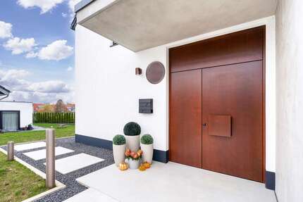 Haus zum Kaufen in Herford Herford Schwarzenmoor 1.220.000,00 € 264 m² - Herford / Herford Schwarzenmoor