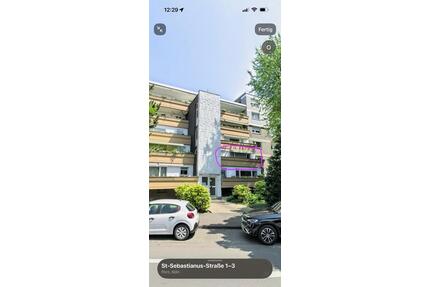 4- Zimmer Eigentumswohnung mit 2 Balkonen zum Verkaufen - Köln Porz